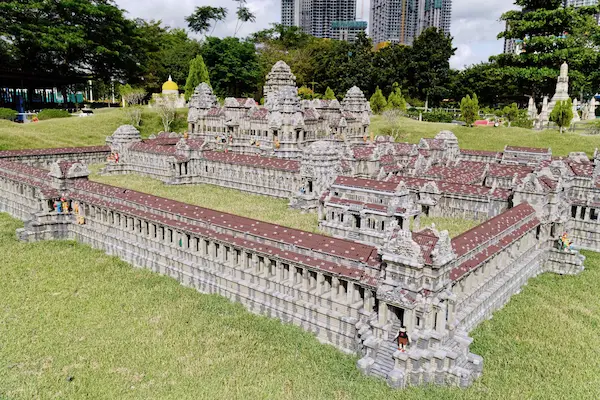 Angkor Wat Cambodia (6)